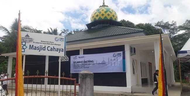 YBM PLN Resmikan Masjid Cahaya di Kepulauan Mentawai
